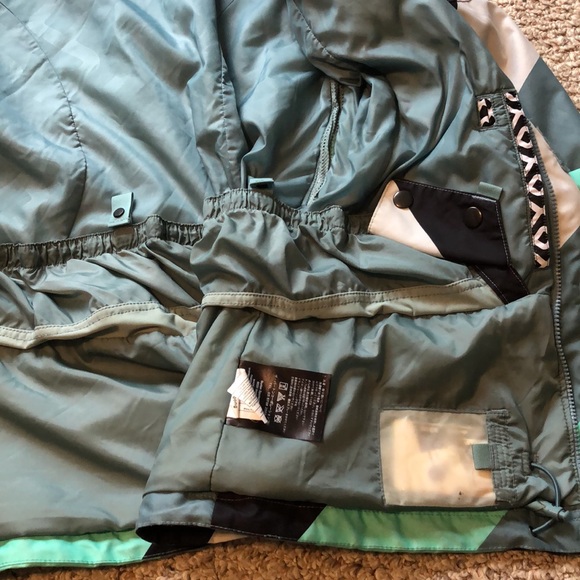 Womens Ski Jacket - Picture 6 of 7